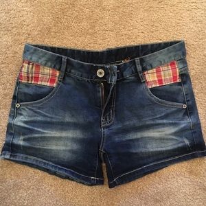Medium Wash Shorts with Plaid Detail